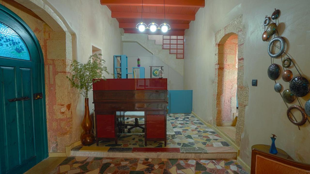 Youth Of Dope Supreme Hostel Khordhákion Exteriör bild